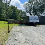 Micro Hotel - Camp Bluestone
