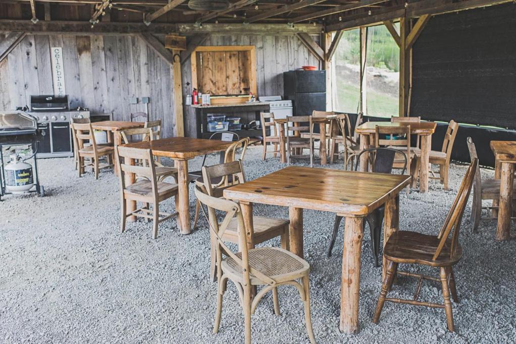 Micro - Camp Bluestone Holiday park Thompson